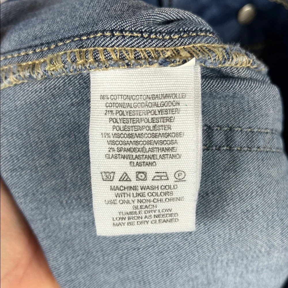 Free People We The Free Just‎ Float On Flare Jeans.